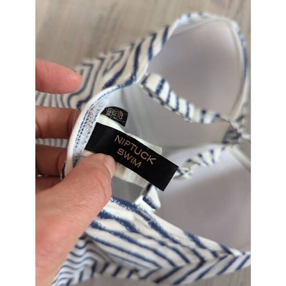 Niptuck Santorini Swim Suit women's size 8 multi cup blue white striped ruching - Picture 4 of 7